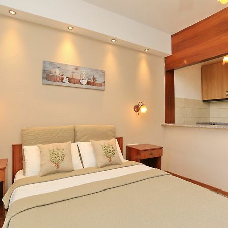 Hotel Apartment Kastoria ハニオティス エクステリア 写真
